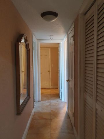 1101 Crystal Lake Dr 704, Deerfield Beach, FL 33064