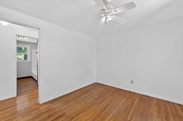 5979 Highway 100, Bon Aqua, TN 37025