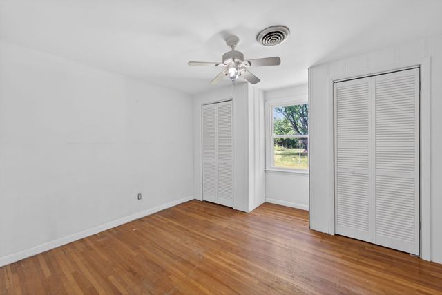 5979 Highway 100, Bon Aqua, TN 37025