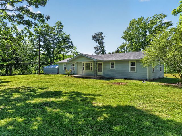 5979 Highway 100, Bon Aqua, TN 37025