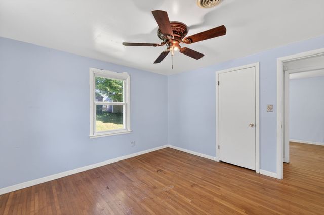 5979 Highway 100, Bon Aqua, TN 37025