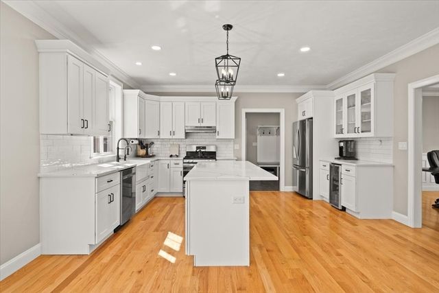 5 Baron Drive, Easton, MA 02356