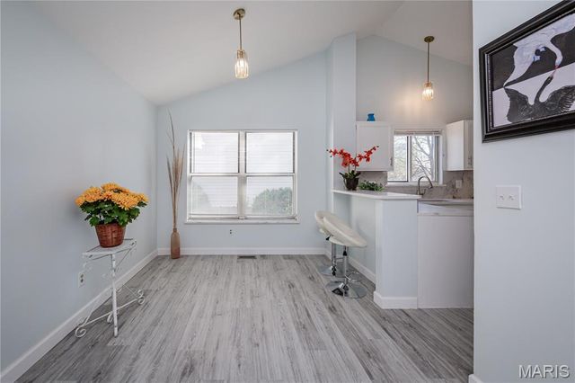 337 Misty Valley Drive, St Peters, MO 63376