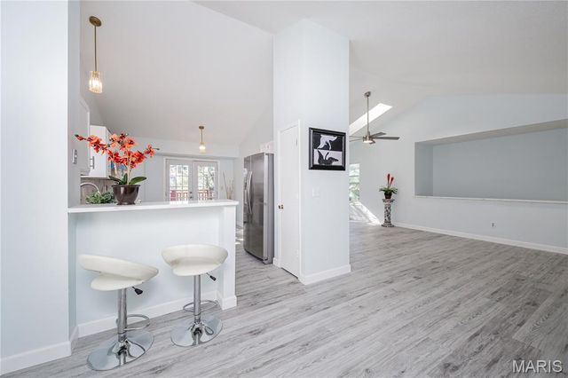 337 Misty Valley Drive, St Peters, MO 63376