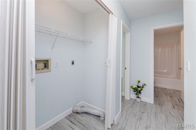 337 Misty Valley Drive, St Peters, MO 63376