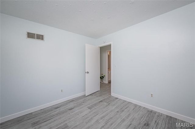 337 Misty Valley Drive, St Peters, MO 63376