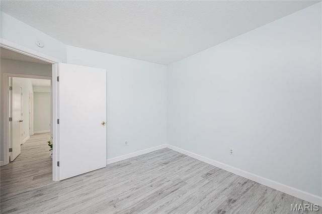 337 Misty Valley Drive, St Peters, MO 63376