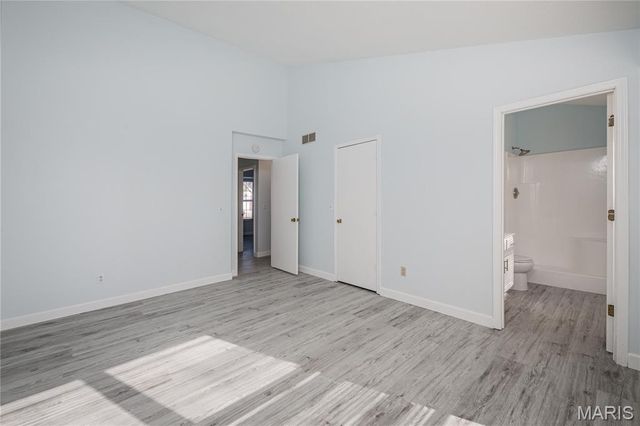 337 Misty Valley Drive, St Peters, MO 63376