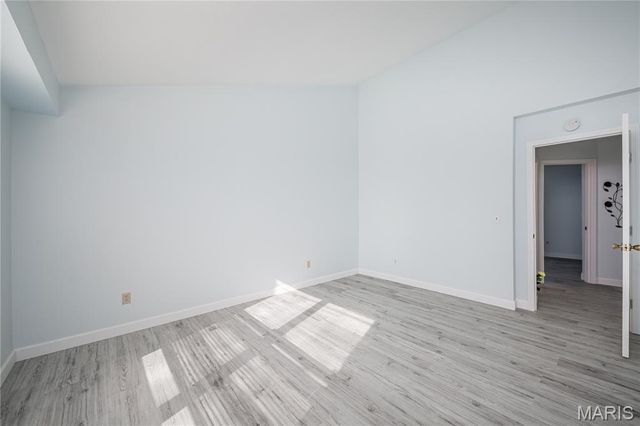 337 Misty Valley Drive, St Peters, MO 63376