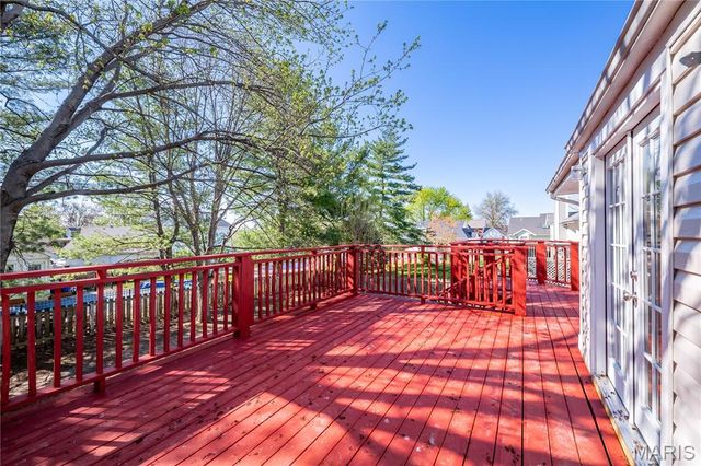 337 Misty Valley Drive, St Peters, MO 63376