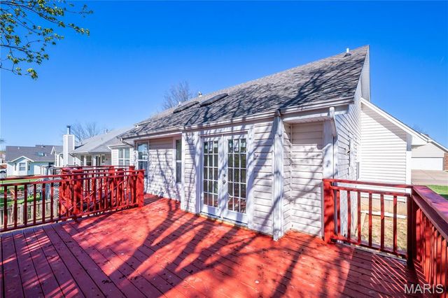 337 Misty Valley Drive, St Peters, MO 63376