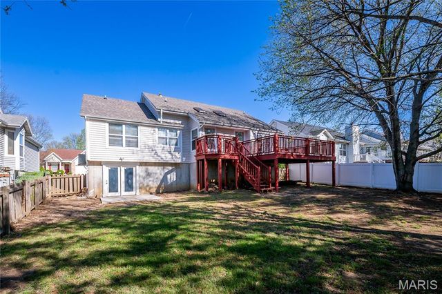 337 Misty Valley Drive, St Peters, MO 63376