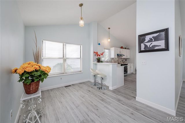 337 Misty Valley Drive, St Peters, MO 63376