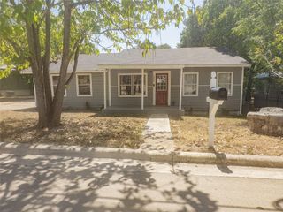 1335 Belvin ST, San Marcos, TX 78666