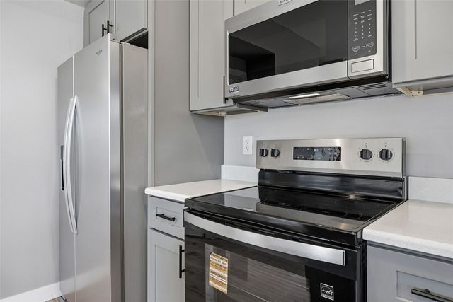 514 9th Street NW, Cedar Rapids, IA 52405