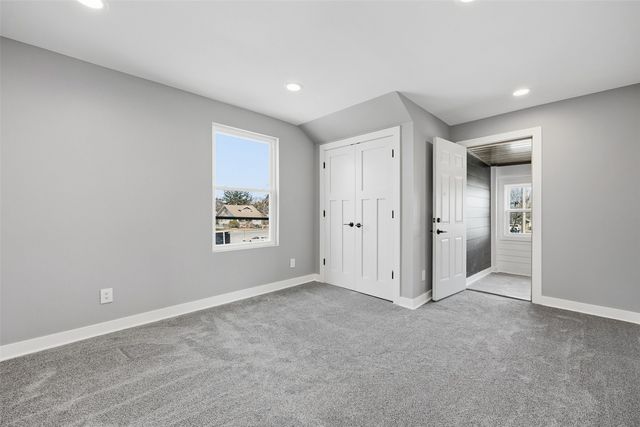 514 9th Street NW, Cedar Rapids, IA 52405