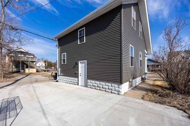 514 9th Street NW, Cedar Rapids, IA 52405