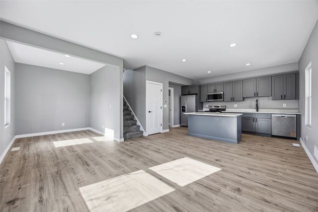 514 9th Street NW, Cedar Rapids, IA 52405