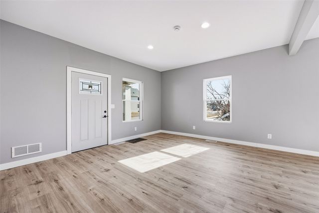 514 9th Street NW, Cedar Rapids, IA 52405