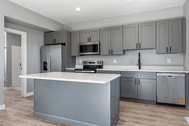 514 9th Street NW, Cedar Rapids, IA 52405