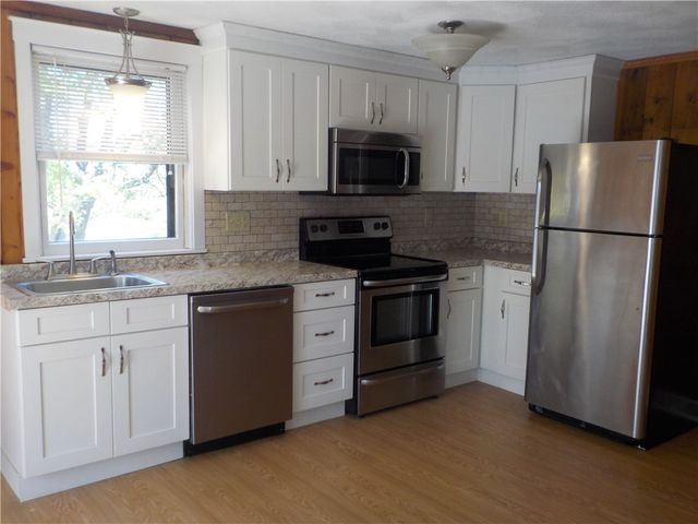 25 Cabot Street, Lincoln, RI 02865