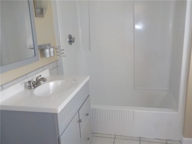 25 Cabot Street, Lincoln, RI 02865