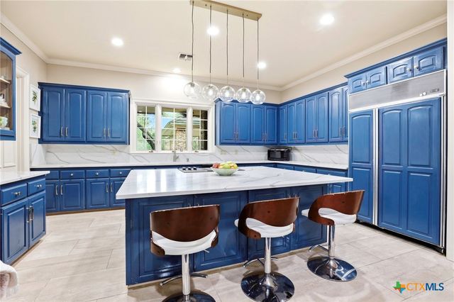 21759 Forest Waters Circle, Garden Ridge, TX 78266