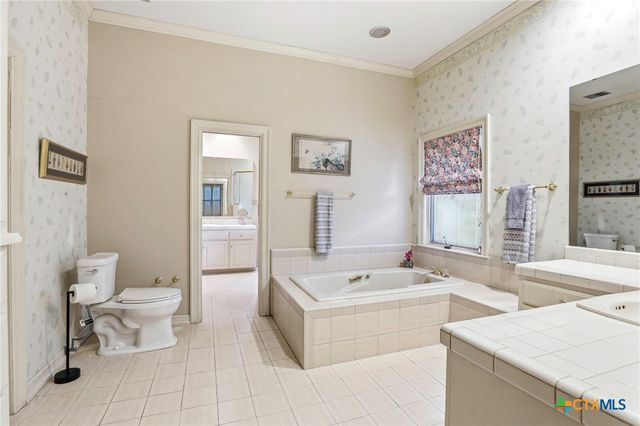 21759 Forest Waters Circle, Garden Ridge, TX 78266