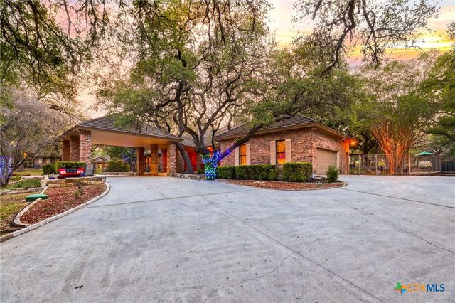 21759 Forest Waters Circle, Garden Ridge, TX 78266