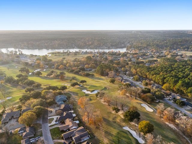 1328 Green Briar Drive, Huntsville, TX 77340