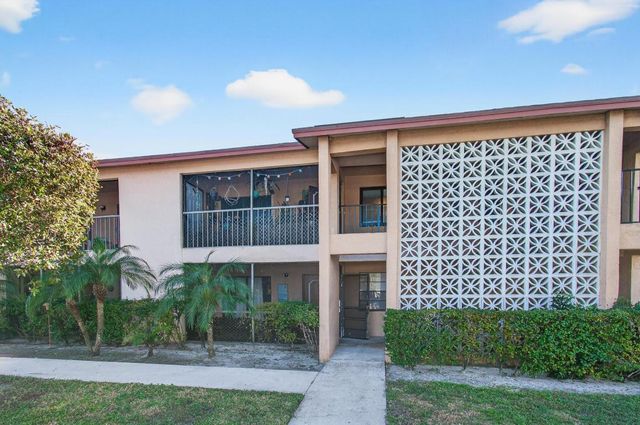 1415 Lake Avenue 7, Lake Worth Beach, FL 33460