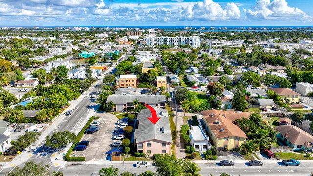1415 Lake Avenue 7, Lake Worth Beach, FL 33460