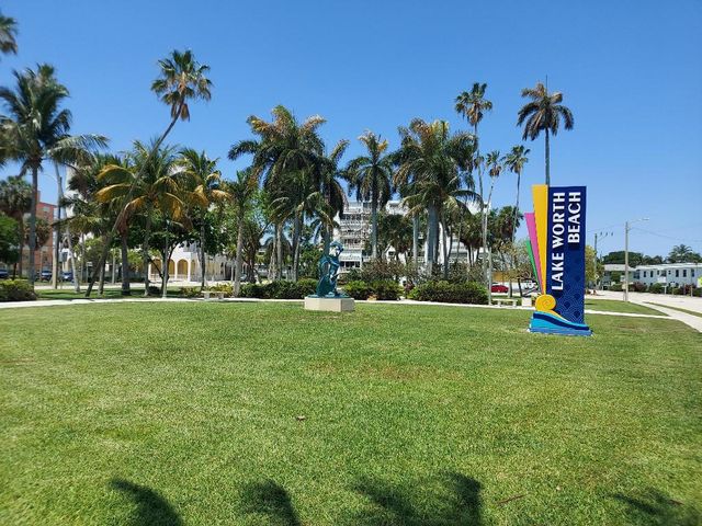 1415 Lake Avenue 7, Lake Worth Beach, FL 33460