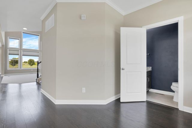 2277 Gingerfield Way, Sunbury, OH 43074