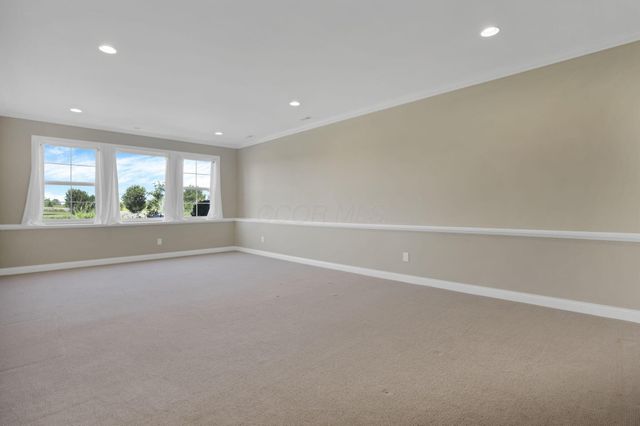 2277 Gingerfield Way, Sunbury, OH 43074