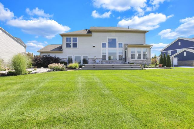 2277 Gingerfield Way, Sunbury, OH 43074