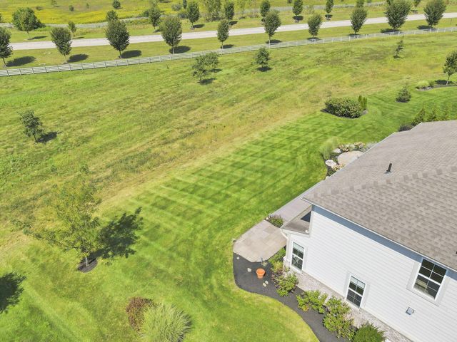 2277 Gingerfield Way, Sunbury, OH 43074