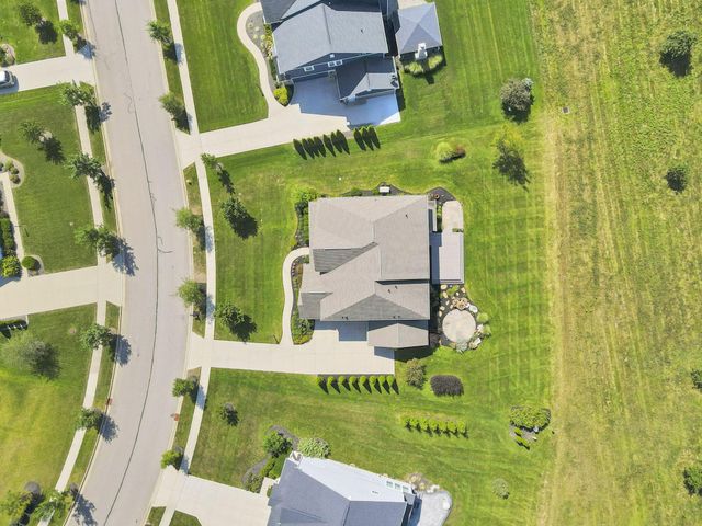 2277 Gingerfield Way, Sunbury, OH 43074