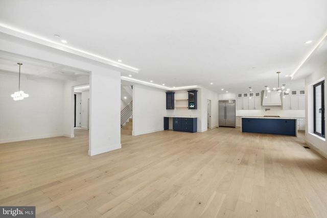 4216 KNOWLES AVE, Kensington, MD 20895