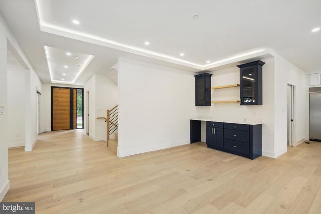 4216 KNOWLES AVE, Kensington, MD 20895