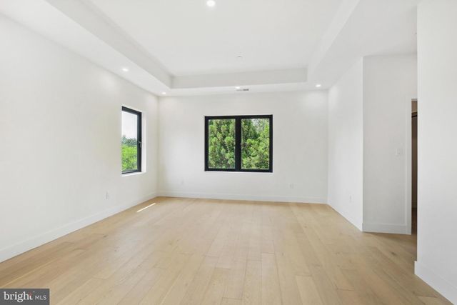 4216 KNOWLES AVE, Kensington, MD 20895