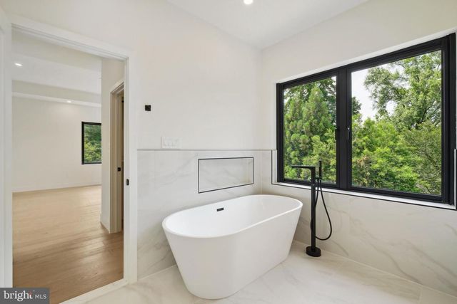 4216 KNOWLES AVE, Kensington, MD 20895