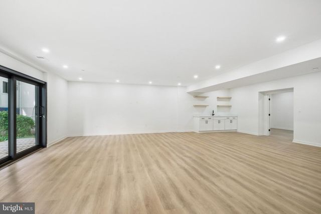 4216 KNOWLES AVE, Kensington, MD 20895