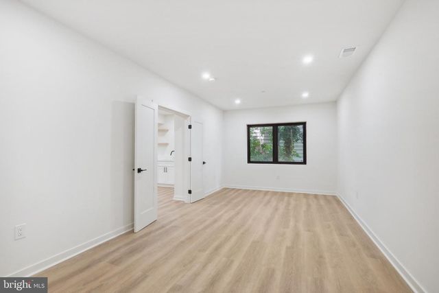 4216 KNOWLES AVE, Kensington, MD 20895