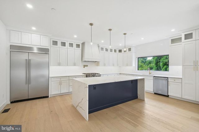 4216 KNOWLES AVE, Kensington, MD 20895