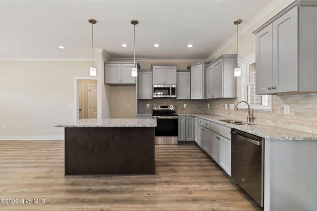 102 Ellen'S Way Drive, Goldsboro, NC 27530