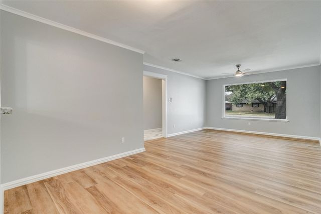 5113 South Drive, Fort Worth, TX 76132