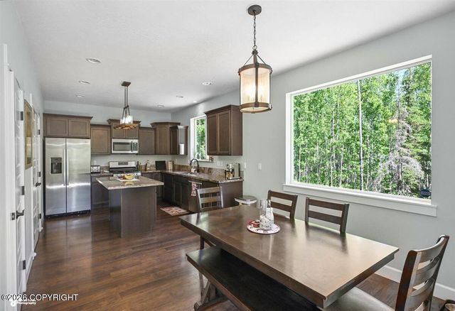 6655 S Settlers Bay Drive, Wasilla, AK 99623