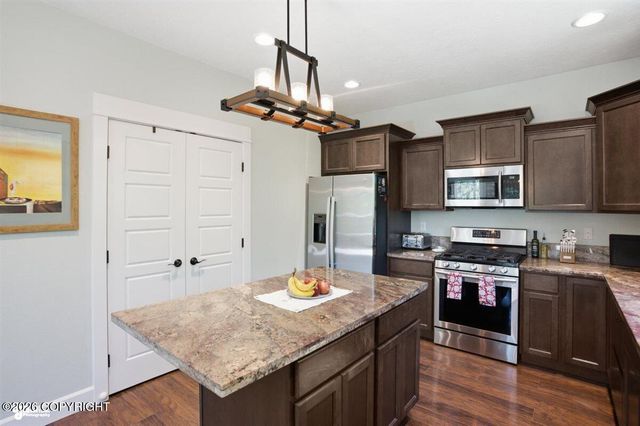 6655 S Settlers Bay Drive, Wasilla, AK 99623