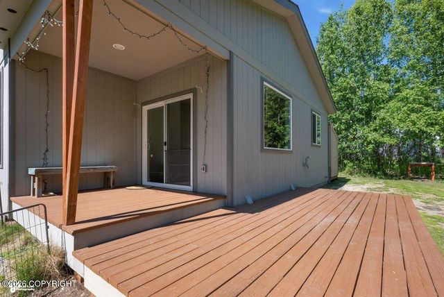 6655 S Settlers Bay Drive, Wasilla, AK 99623